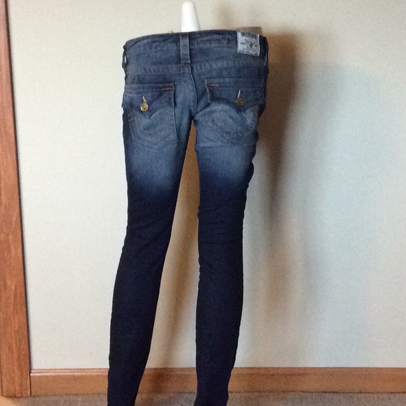 Women’s True Religion jeans - Picture 3 of 8